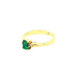 Pre Owned 18ct Emerald and Diamond Ring ZU63